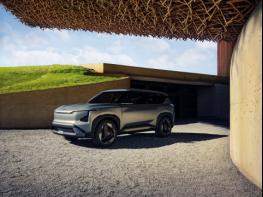 기아, 전동화 SUV ‘콘셉트 EV5’ 세계 최초 공개 기사 이미지
